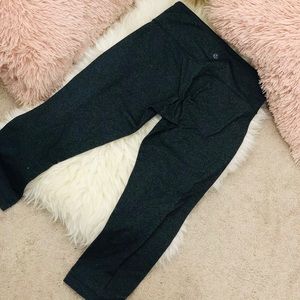 Lululemon crop size 6